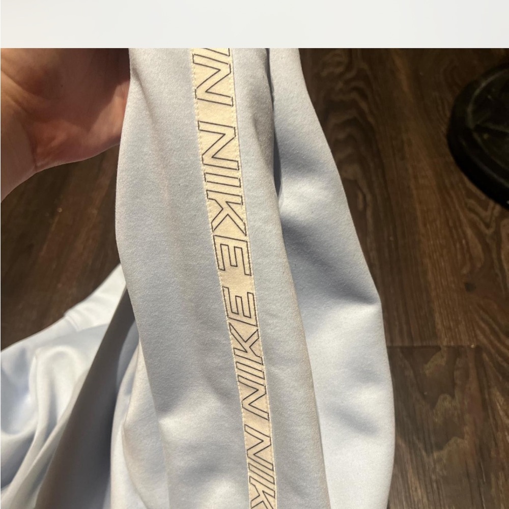 Nike Light Blue Sweatshirt - Picture 3 of 4